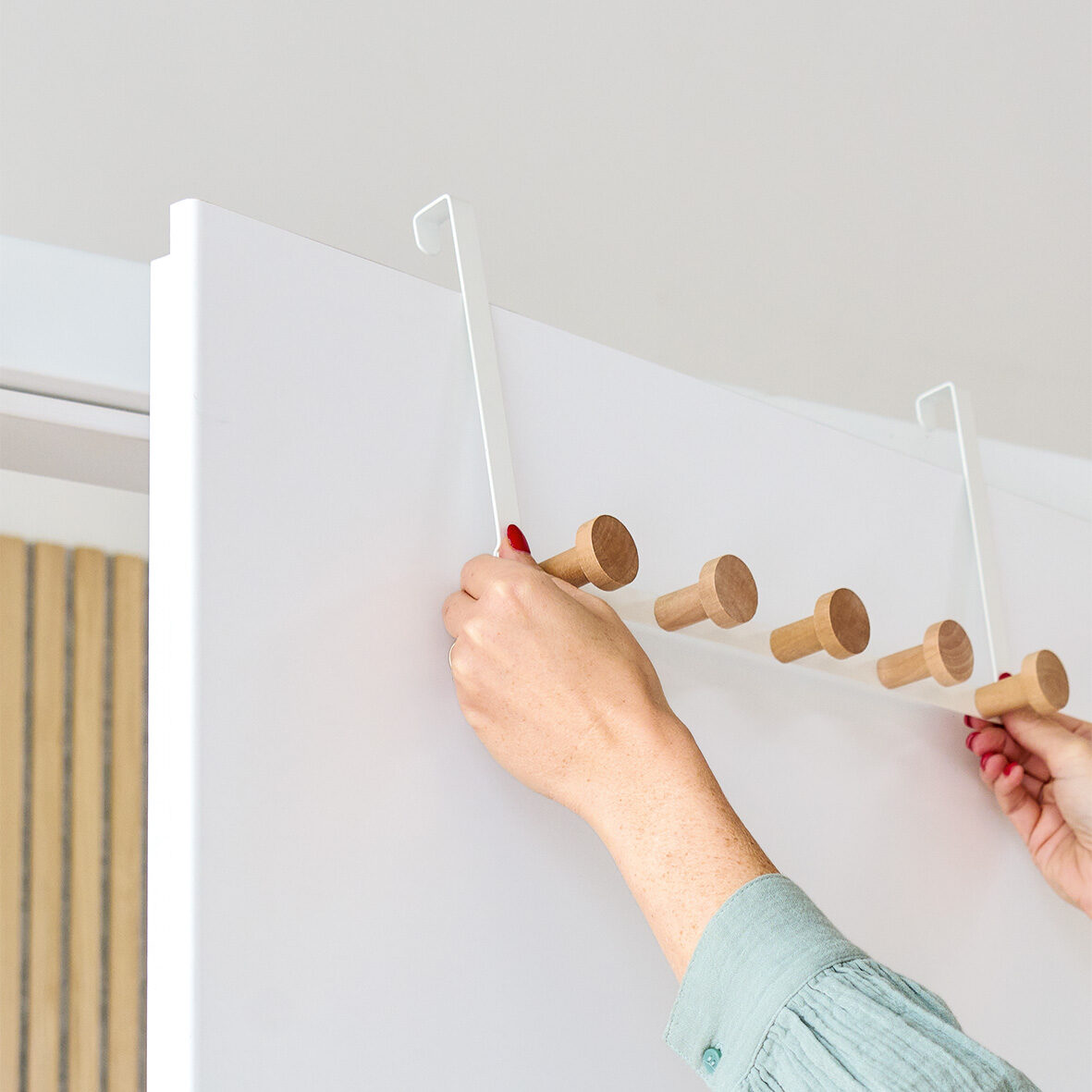 zeller-present-home-living-t-rh-nger-5-haken-holz-metall-t-rgarderobe-wei image 3