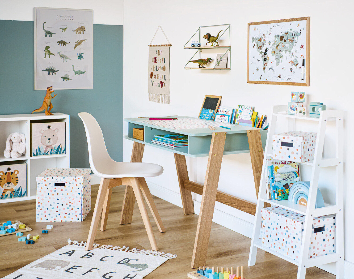 zeller-present-office-bastelunterlage-dots-kunststoff-abwischbar image 5