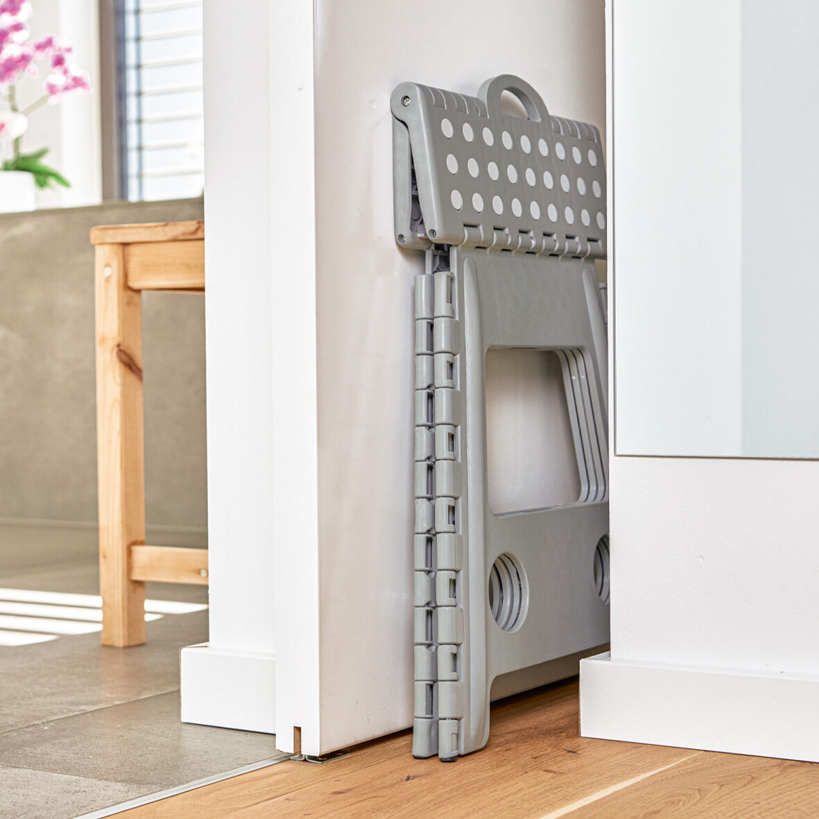 zeller-present-home-living-klapphocker-kunststoff-grau-150kg image 6
