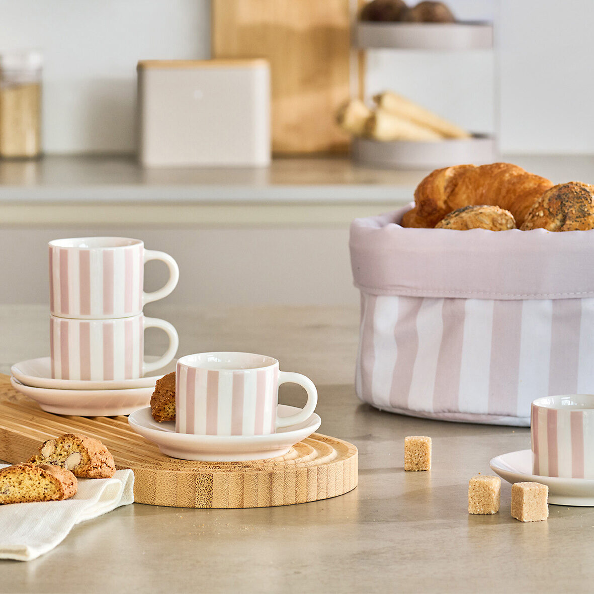 zeller-present-k-che-stripes-espresso-set-8-tlg-porzellan-beige image 3
